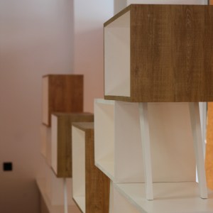 MUEBLES-A-MEDIDA-ESCAPARATE-DEKOARK